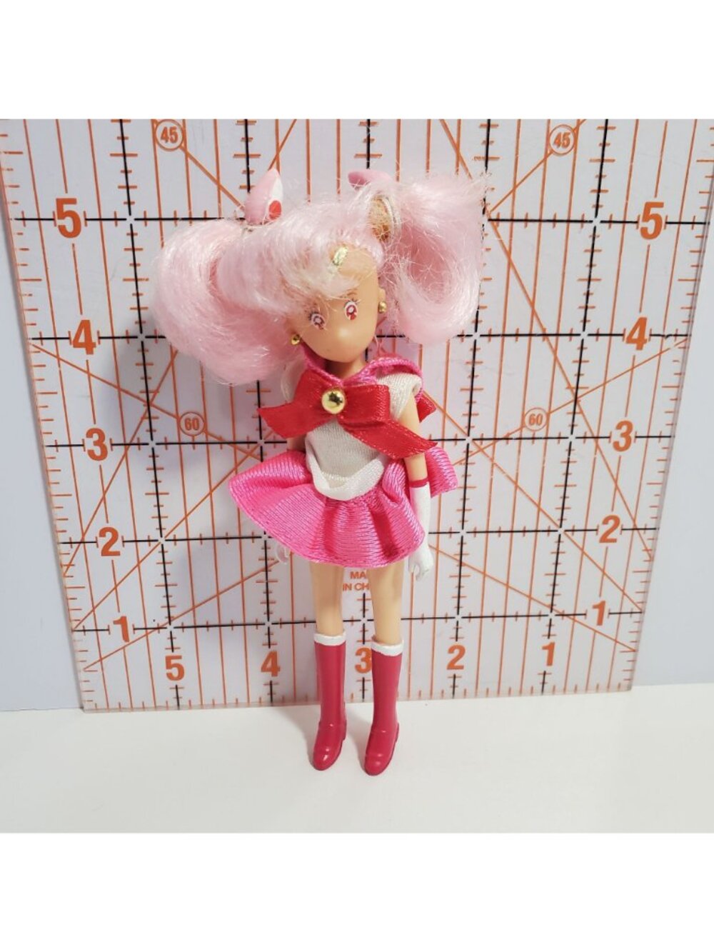 Chibi Moon 1997 5 Inch Doll Pink Hair Red White Removable Outfit Sailor - Picture 10 of 11